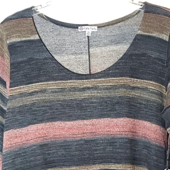 Kate Park women's XL striped print long sleeves pullover blouse. NWT 3081 - Picture 2 of 4